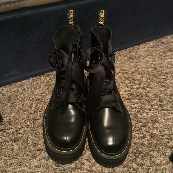 Women’s Dr. Martens Molly Boots - Picture 2 of 8